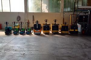 Transpallet e stoccatori di tutti i tipi con prezz