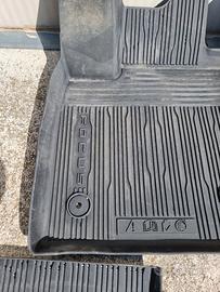 TAPPETINI IN GOMMA FORD FOCUS