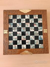 Scacchiera Vintage Cinese in Legno Intagliato