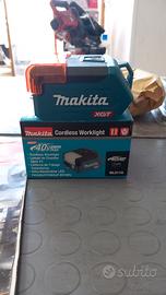 Torcia a batteria Makita