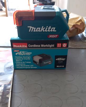 Torcia a batteria Makita