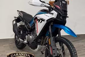 CF MOTO 450 MT nuova da immatricolare