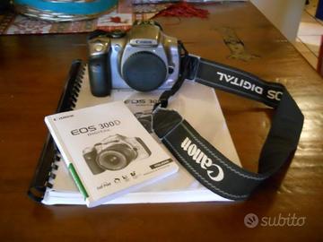 Reflex digitale Canon Eos 300D con obiettivo Canon