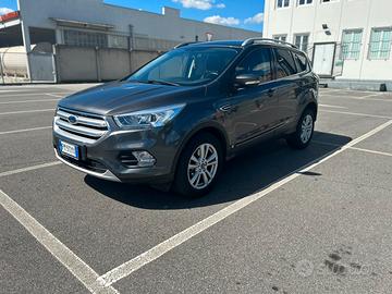 Ford kuga 1.5 tdci 120cv powershit business