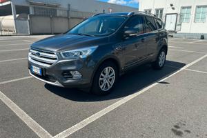 Ford kuga 1.5 tdci 120cv powershit business