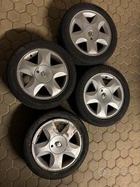 Cerchi in lega renault twingo R15