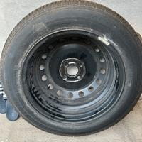 Pneumatico estivo Bridgestone con cerchione