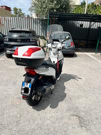 Kimco People GTI 300