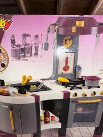 Cucina a giocattolo