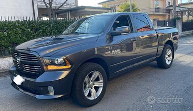 RAM 1500 SPORT HEMI 2016