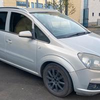 Ricambi Opel Zafira B dal 2005 al 2014