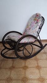 Poltrona dondolo Rattan