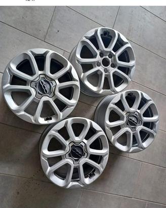 Cerchi da 16” per FIAT  500x