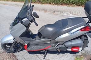 SCOOTER YAMAHA X MAX 250i