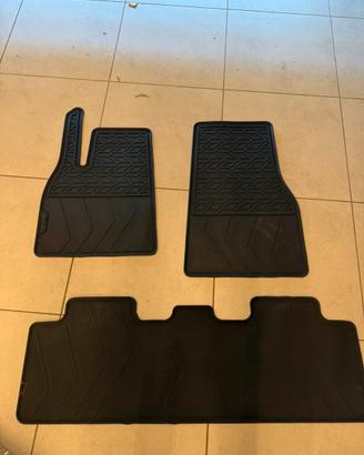 Tappetini gomma Tesla Model Y 2025/2026 NUOVI