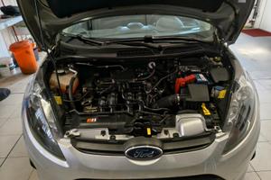 Ford Fiesta 1.4 benzina/gpl