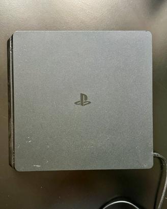 🎮 PS4 Slim usata – Funzionante, con cavi inclusi