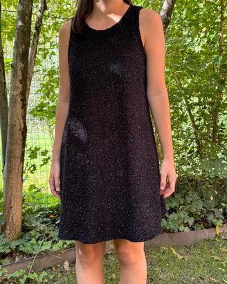 Vestito corto nero lamé davanti e opaco dietro