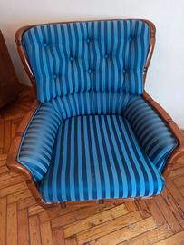 POLTRONE IN TESSUTO E LEGNO