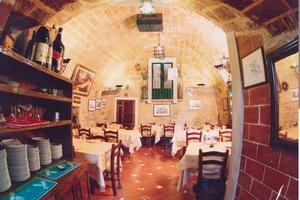 VA939 Locale con Canna Fumaria MQ 160