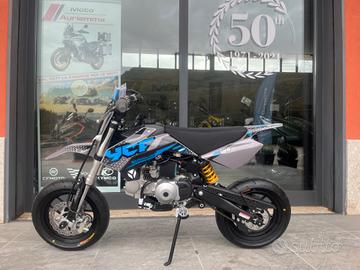 YCF SM 125 supermotard