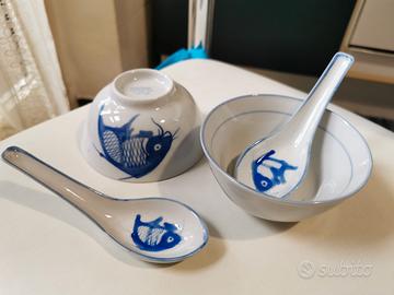 2 ciotole ceramiche con cucchiaio stile orientale