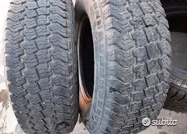 Coppia pneumatici usati 215 75 15 kumo