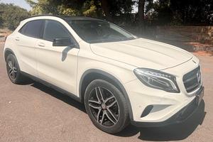 Mercedes-benz GLA 200 d Automatic 4Matic Premium
