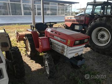 Trattore Kubota B 1400 con Fresa 34 cavalli