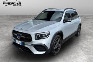 Mercedes GLB - X247 2019 - GLB 200 d Premium 4mati