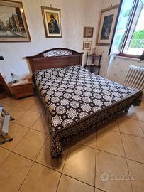 Letto in stile country con doghe