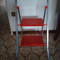 Scaletta Pieghevole a 2 Gradini In Acciaio NUOVA