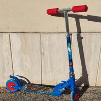 Monopattino pieghevole Avengers 