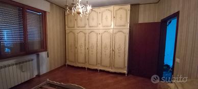 armadio in stile veneziano 