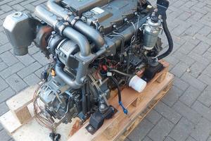 Motore marino Yanmar 4JH4-HTE da 100 CV