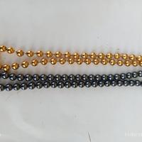 Lotto di collane in ematite e metallo dorato