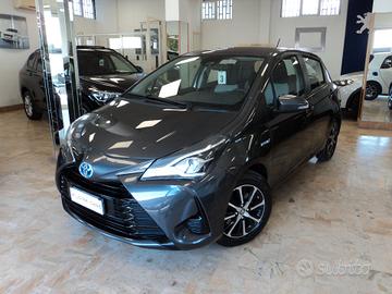 Toyota Yaris 1.5 Hybrid 5p. Cool