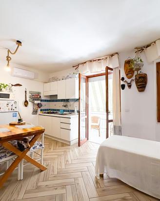 MONOLOCALE A ALGHERO