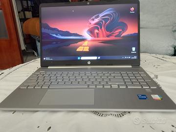 hp laptop 15s-fq4017nl i5
