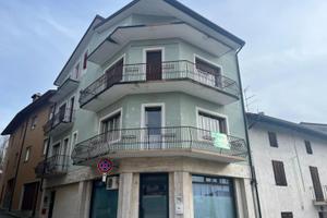 APPARTAMENTO BICAMERE CON TRE TERRAZZE - CANTIN...