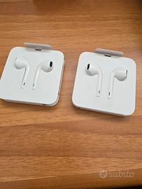 Apple cuffie lightning