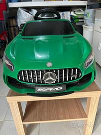 Auto elettrica per bambini