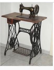 Macchina da cucire antica