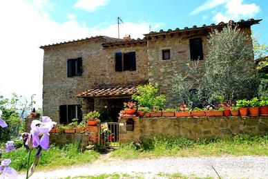 Porzione Casale con bel giardino panoramico