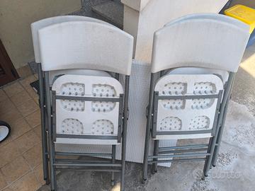 tavolo e sedie da campeggio