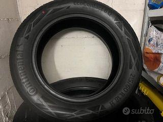 Quattro pneumatici estivi nuovi, mai usati