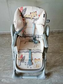 Seggiolone con vassoio