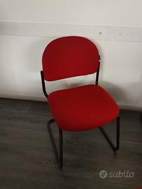 SEDIE IMBOTTITE ROSSE A SLITTA - SALA RIUNIONI