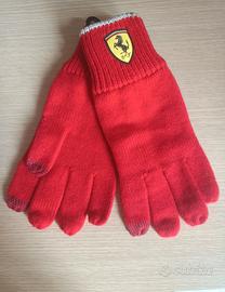 Guanti Ferrari