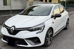Clio RS Line full hybrid 145cv